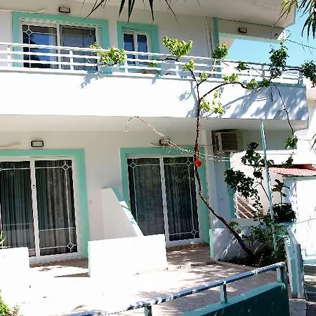 Aparthotel Marianthi Stegna