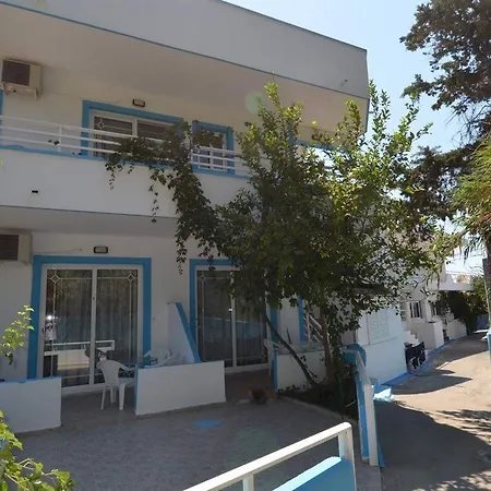 Marianthi Aparthotel 2*